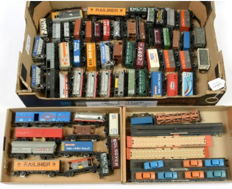 OO Gauge unboxed Goods Rolling Stock by various manufacturers including Hornby Railways, Hornby China, Lima, Bachmann and oth