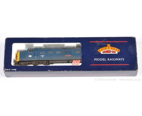 Bachmann OO Gauge 32-530DS Co-Co BR blue Class 55 Deltic Diesel No.55001 "St. Paddy", loco has been weathered and an etched n