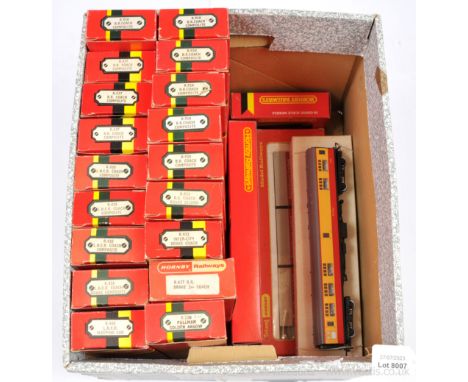 Hornby Railways Passenger and Goods Rolling Stock comprising 7 x R928 red and cream Mk.1 style Composite, R929 red and cream 