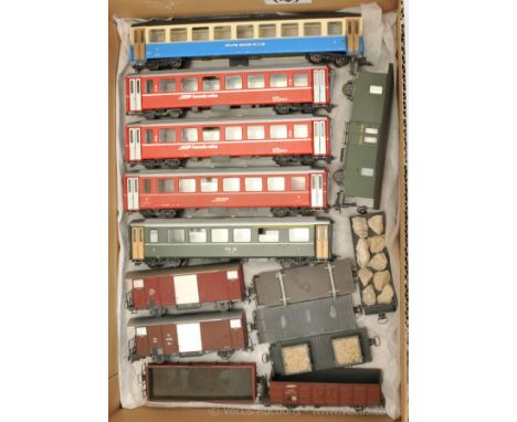 Bemo HOm Passenger and Goods Rolling Stock comprising blue and white Moo 2nd Class Bogie Coach with seats, 3 x RHB red livery