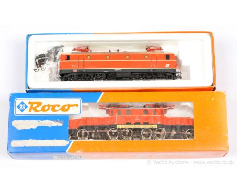 Roco HO OBB orange livery Overhead Electric Locos comprising 43515 Bo-Bo Type 1044 Twin Pantograph Electric Loco No.1044.70, 