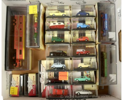 Hornby Skaledale Road Vehicles comprising 6 x Bartellos Big Top Circus Vehicles (R7045 Bedford TKK Artic, R7037 Bedford TK Ri