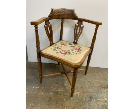 Tapestry Seated Corner Chair 