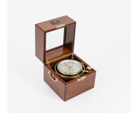A. Lange &amp; Söhne. Seltenes Marine-Chronometer. 1951. Mahagoni, Messing, Chronometergang, wenige Altersspuren. Silberfarbe