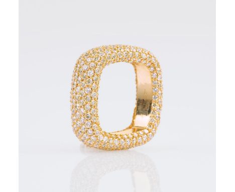 Hochkarätiger Memory-Ring mit gelben Fancy Diamanten. 18 kt. GG, gest. Eckig geformter Memory Ring, umlaufend in mehrreihigen