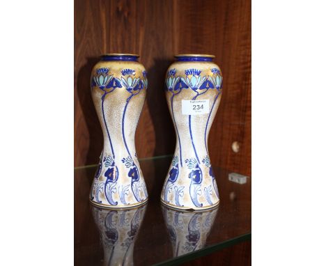 A PAIR OF ART NOUVEAU BLUE AND GILT BUDE KEELING AND CO. FLORAL VASES, H 22 CM