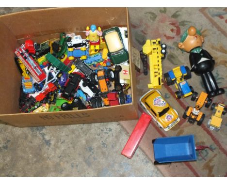 A BOX OF DIE CAST TOYS CARS TOGETHER WITH A VINTAGE AVON ANDY CAPP BODY POWDER DISPENSER