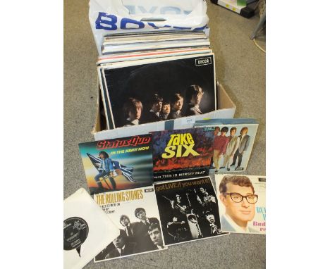 A COLLECTION OF MOSTLY 1960'S LP'S AND 7" SINGLES TO INCLUDE BEATLES, ROLLING STONES, TRAVELLING WILBURYS TOGETHER WITH OTHER