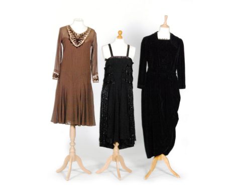 A late 1920s, early 1930s ladies vintage dress in brown chiffon with a contrasting brown velvet panel to the neck and cuff, a