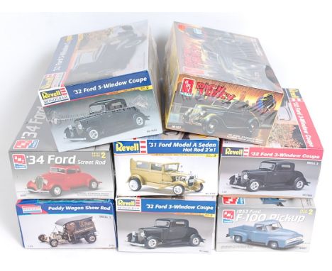 Eight various boxed as issued Revell, AMT/ERTL and Monogram 1/24 and 1/25 scale 4x4 and Ford Pickup plastic kit group to incl