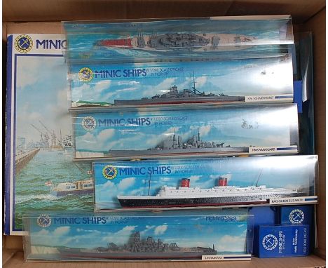 One box containing a quantity of various Triang Minic 1/1200 scale diecast model ships to include HMS Vanguard, RMS Queen Eli