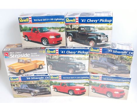 Eight various boxed Revell 1/25 scale Classic Car and 4x4 kits all appear as issued, some duplicates to include a 1955 Chevy 