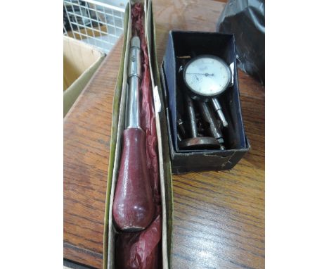 A vintage Yankee No130A ratchet screwdriver, boxed and Mercer dial guage