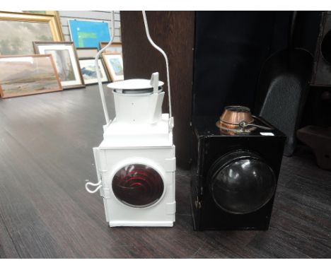 A Welch patent, The Lamp Manufacturing Co Ltd, trackside lantern and similar lantern