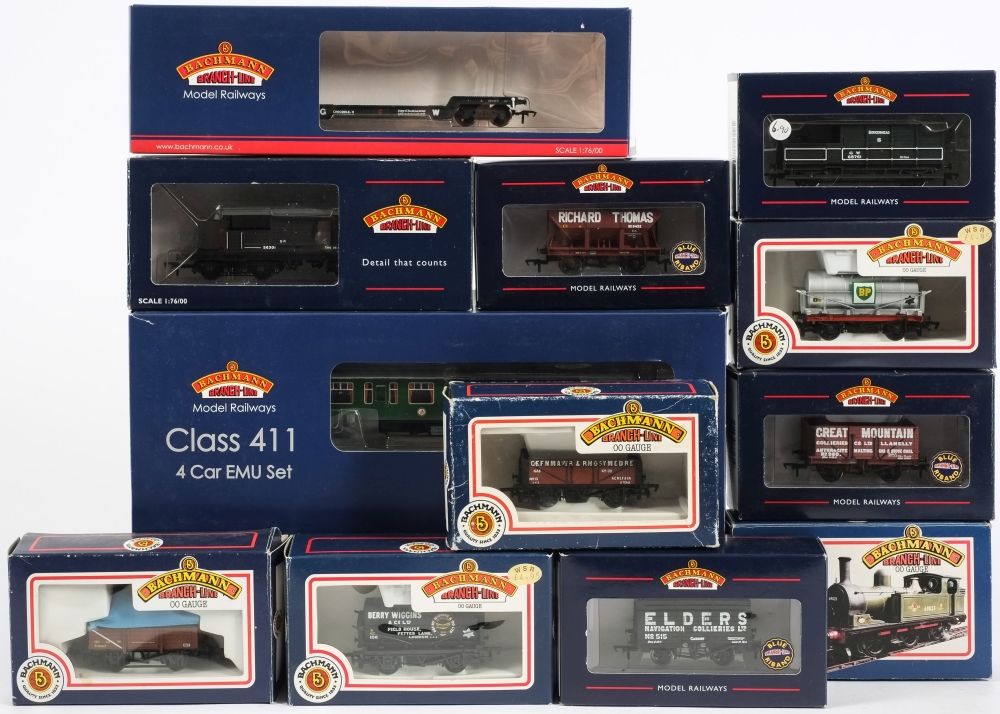 Bachmann, an OO/HO gauge class 411 fourcar EMU Set together with