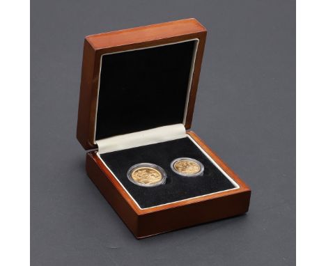 AN EDWARD VII SOVEREIGN AND HALF SOVEREIGN SET, 1902 AND 1910. An Edward VII Sovereign, bare head r. Reverse St George and th