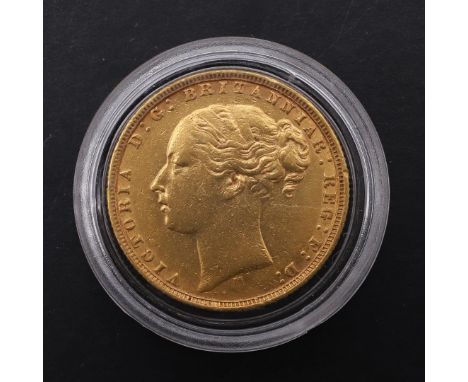 A QUEEN VICTORIA SOVEREIGN, MELBOURNE 1877. A Queen Victoria Sovereign, Young head l. Shield reverse, with M below the bust f