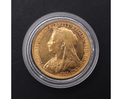 A VICTORIAN SOVEREIGN, MELBOURNE, 1900. A Queen Victoria Sovereign, old veiled bust l. Reverse with George and the Dragon, wi