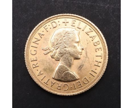 AN ELIZABETH II SOVEREIGN, 1962. An Elizabeth II Sovereign, bare head bust r. reverse St. George and the Dragon, dated 1962. 