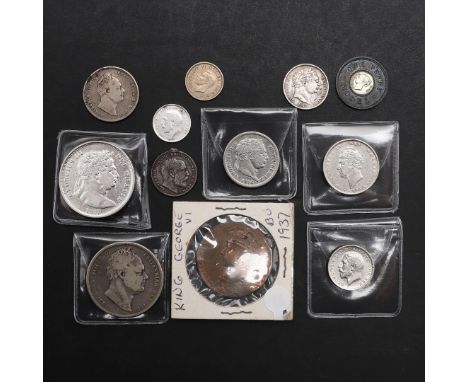 A GEORGE III HALFCROWN, 1817 AND OTHERS SIMILAR. A George III Halfcrown. 'Bulls head' portrait r. dated 1817, similar Halfcro