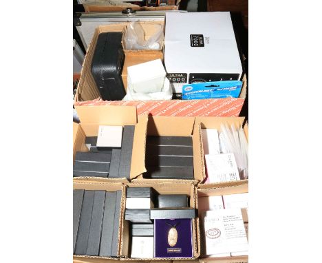 Collection of costume jewellery, cleaning tools, accessories, etc.