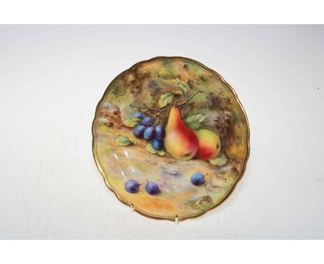 Royal Worcester fruit plate signed F. Lockyer, 23cm.