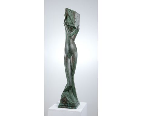 PETER MAKOLIES(geb. 1936 in Königsberg (Preußen), tätig in Dresden) Weiblicher Halbakt, 1993Bronze, 123 x 23,5 x 22,5 cm, par