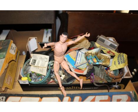 A BOX OF VINTAGE TOYS TO INCLUDE A 1964 PALITOY ACTION MAN, PUPPET A/F ETC.  