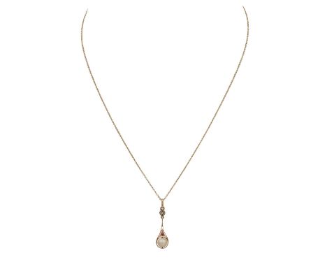 Zierlicher Anhänger mit Diamantrose, Rubin und Mabeperle an feiner Ankerkette L: 42 cm, GG 14K, 2,2 g, stimmige Mariage, unte