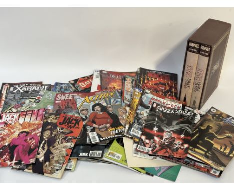 A large collection of comic books comprising, Stephen King "The Dark Tower" Marvel Slipcase hardcover set,&nbsp; various Marv