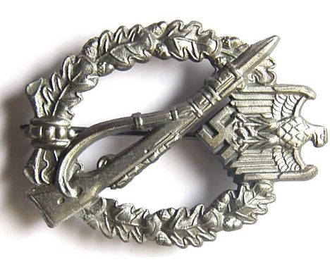 ARMY/WAFFEN SS INFANTRY ASSAULT BADGE 1939 (INFANTERIE - STURMABZEICHEN) SILVER GRADE BY WIEDMANN OF FRANKFURT  flat-back, ma