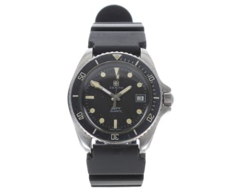 Zenith Defy Quartz Sub-Sea stainless steel diver's wristwatch, case no. 01-0460-460, circular black dial with luminous dot an
