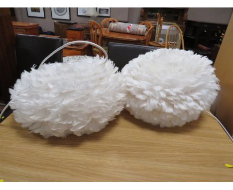 A PAIR OF MODERN FEATHER EFFECT LIGHT FITTINGS