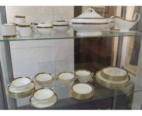 SPODE 'KNIGHTSBRIDGE' COBALT DINNER SERVICE, eight place setting. (62 pieces) (Packaging not provided)