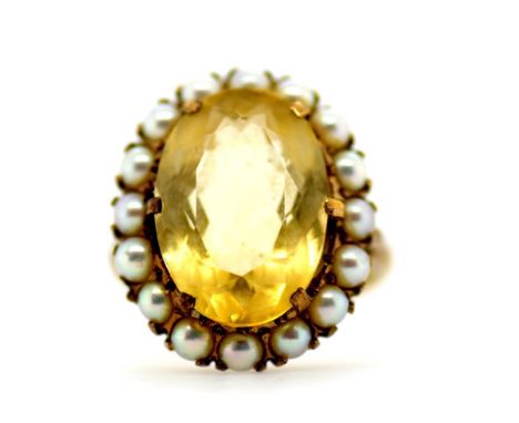 Vintage 9ct yellow gold, citrine and pearl ring weight: approx 5.85 grams, size: M/6, in original box