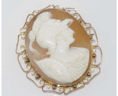 Vintage 9ct rose gold cameo of Roman soldier total weight: approx 12.95 grams, size: approx 5 by 4.5 cm