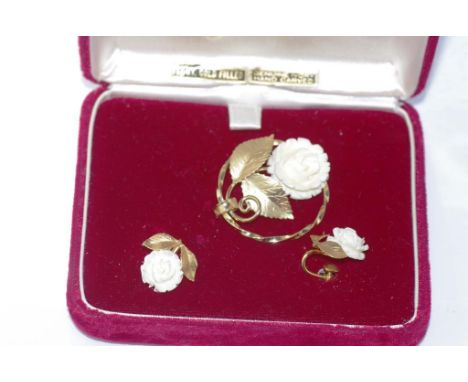 Boxed vintage Karen Lynne brooch &earring set 12K gold filled ivory pieces with screw-on earrings