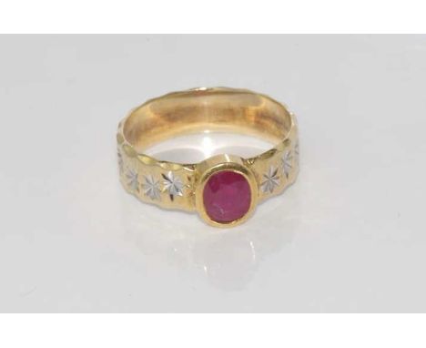 Vintage 9ct yellow gold and ruby ring weight: approx 3.95 grams, size: N-O/7