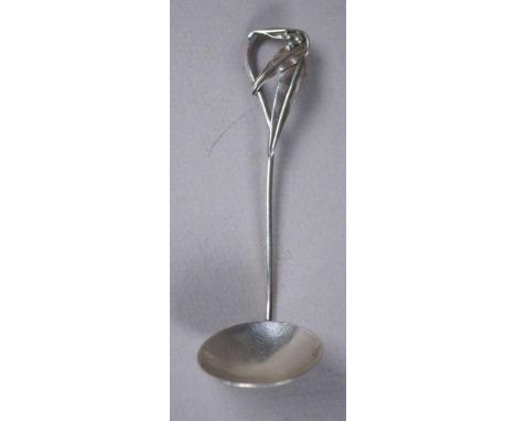 Australian sterling silver caddy spoon with maker's mark to back, 11cm long, 16 grams