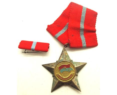 Vietnam War era Vietcong medal 1st class. P&amp;P Group 1 (£14+VAT for the first lot and £1+VAT for subsequent lots) 