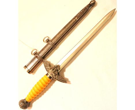 German WWII replica Luftwaffe ceremonial dagger and metal scabbard. P&amp;P Group 2 (£18+VAT for the first lot and £3+VAT for