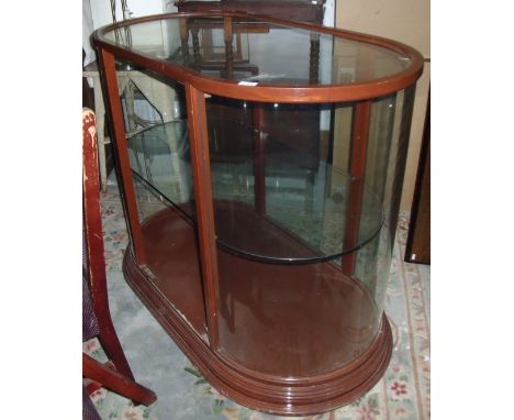 Edwardian oval shop display cabinet with central glass shelf 