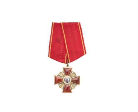 Russia,Order of St.Anne, breast badge in gold and enamel, 3.5cm x 3.5cm, marked 56 on the loop and NA on reverse. Good very f