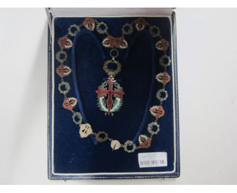 Portugal,Order of St.Jago, Grand Collar, 2nd type, comprising Collar Badge in silver-gilt silver and enamel, suspension devic