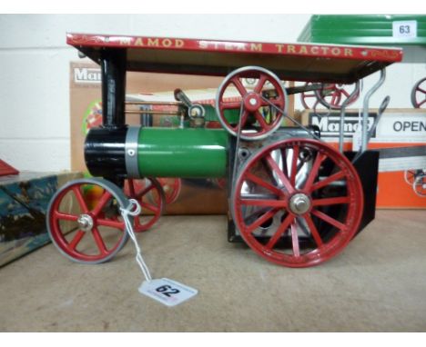 A BOXED MAMOD LIVE STEAM TRACTION ENGINE, No. TE1A, not tested, complete with accessories, box complete with packing pieces b