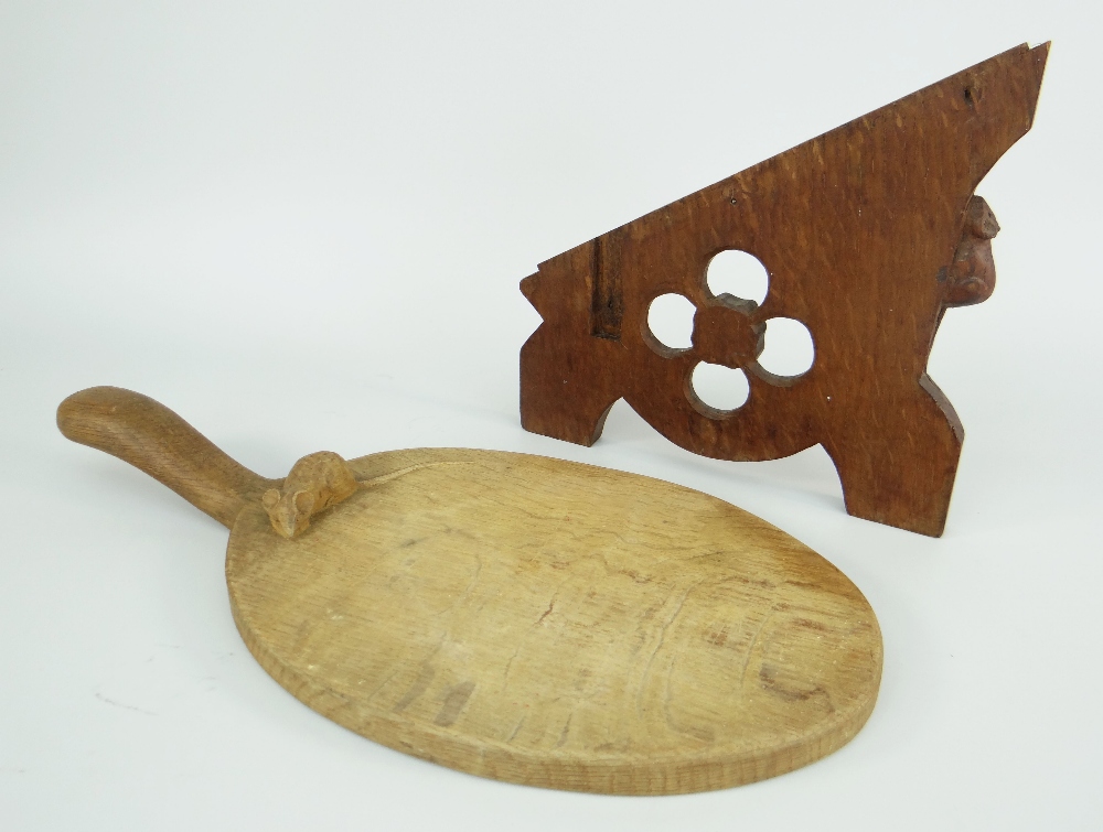 ROBERT THOMPSON MOUSEMAN CHEESE BOARD IN OAK, of oval form with