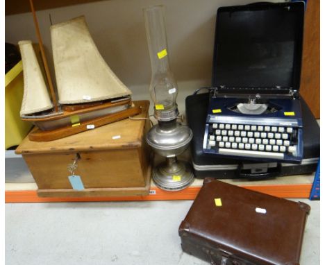 CASED IMPERIAL TYPEWRITER / SILVER REED TYPEWRITER / RETRO SAILING BOAT WOODEN TABLE LAMP WITH SAILS AS SHADES / PINE BOX ETC