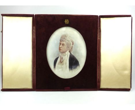 19th C ceramic plaque portrait, study of an elderly lady wearing a portrait miniature of a Georgian relative, 25.7 x 20.5cm, 