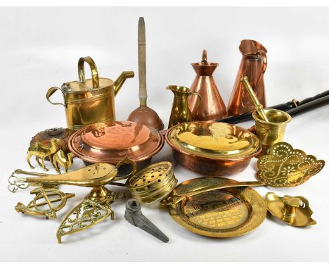 A collection of vintage and modern copper and brass items, to include a brass country house water can, height 26cm, copper ew
