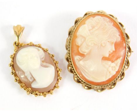 Two items of cameo jewellery, comprising a 9ct gold framed cameo brooch, bust portrait of a lady, and a gold plated cameo pen